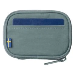 FJÄLLRÄVEN Kånken Card Wallet -FJÄLLRÄVEN fjallraven kanken card wallet frost green 1