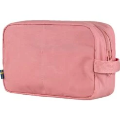 FJÄLLRÄVEN Kånken Gear Bag -FJÄLLRÄVEN fjallraven kanken gear bag pink 2