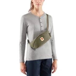 FJÄLLRÄVEN Ulvö Hip Pack Medium -FJÄLLRÄVEN fjallraven ulvo hip pack medium laurel green