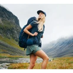 FJÄLLRÄVEN Women's Abisko Midsummer Skort -FJÄLLRÄVEN fjallraven women s abisko midsummer skort patina green 2