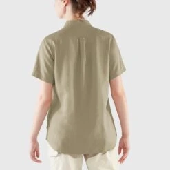FJÄLLRÄVEN Women's Övik Travel Shirt SS -FJÄLLRÄVEN fjallraven women s ovik travel shirt ss 2