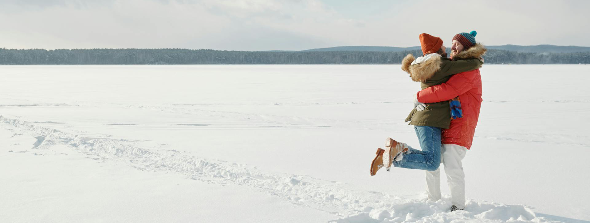 Front 1 Front -FJÄLLRÄVEN pexels boris pavlikovsky 6799509